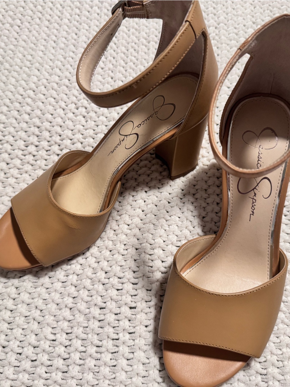Jessica Simpson Tan Ankle-Strap Leather Block Heel Sandals | Like New
